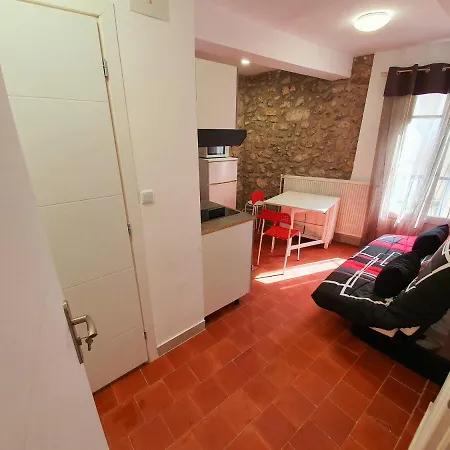 Agathois-2 Apartamento *