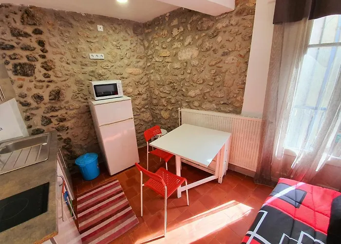 דירה Agathois-2 *